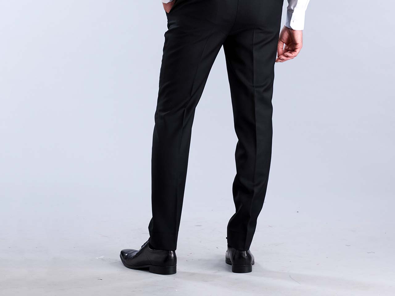 The Fundamental Black Pants - Image 4