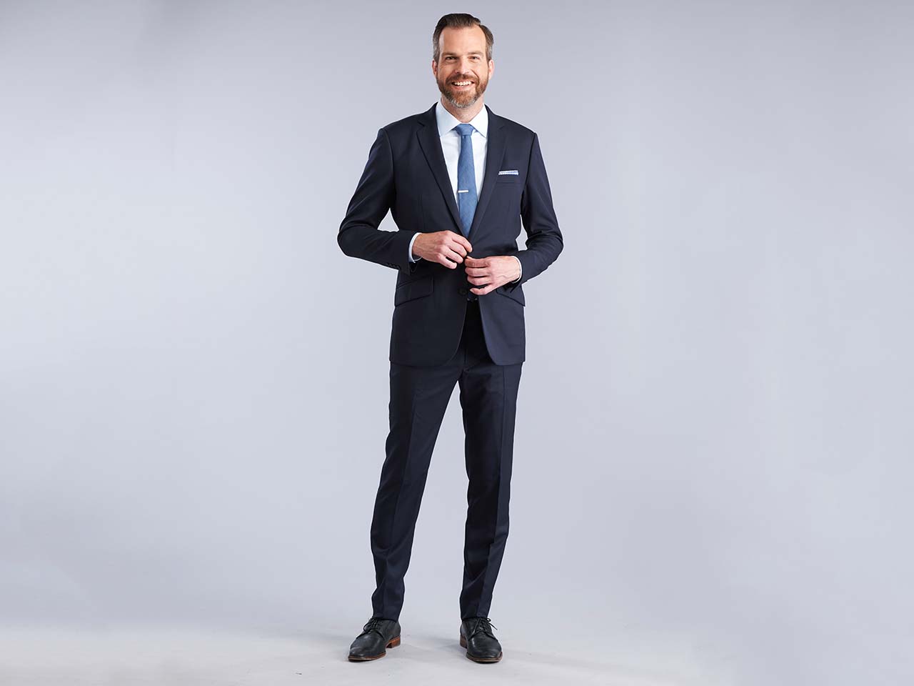 The Fundamental Navy Suit - Image 3