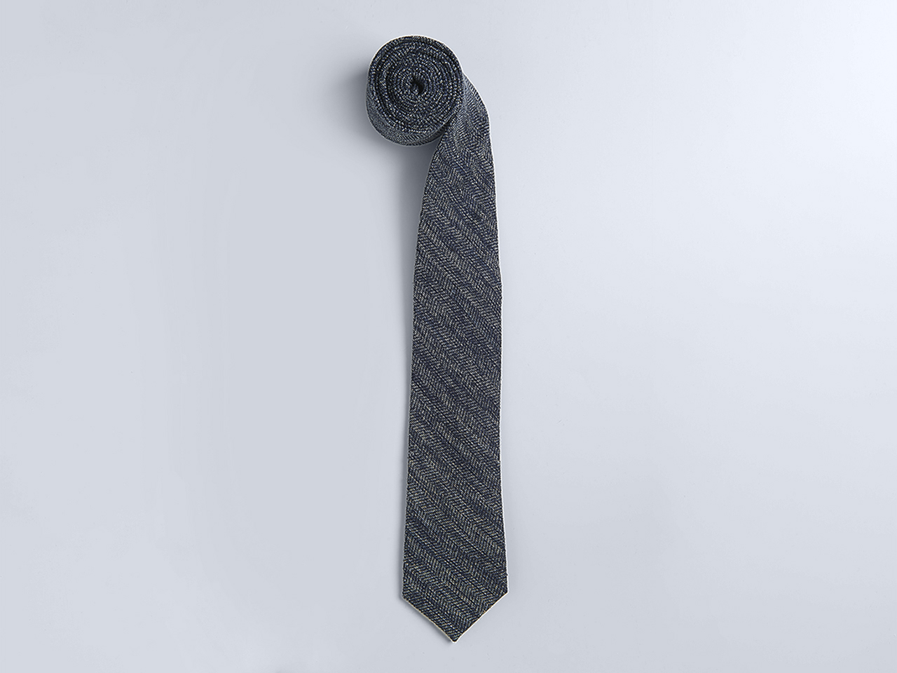 The Heather Indigo Tie - Image 3