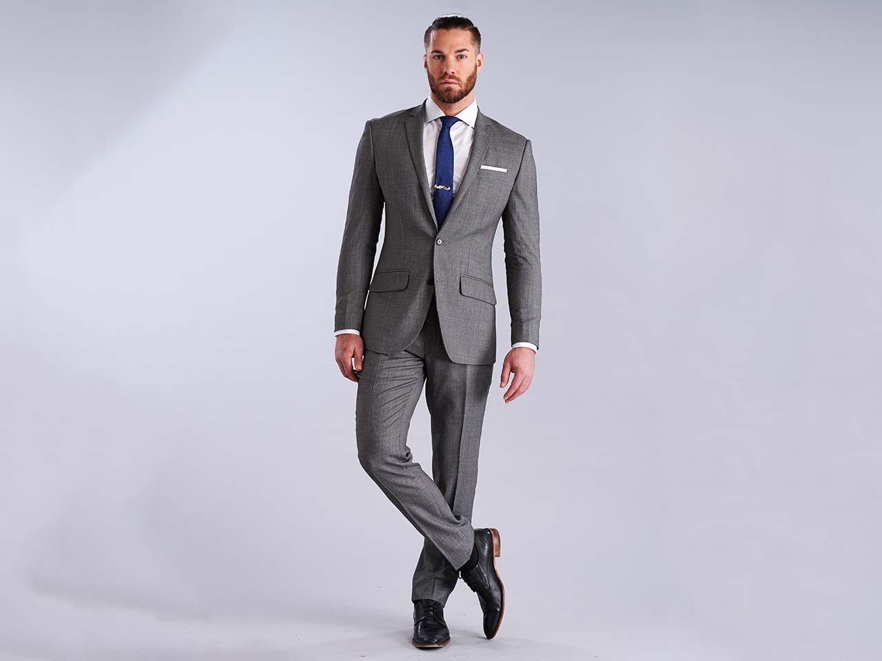 The Light Grey Nailhead Suit - Image 3