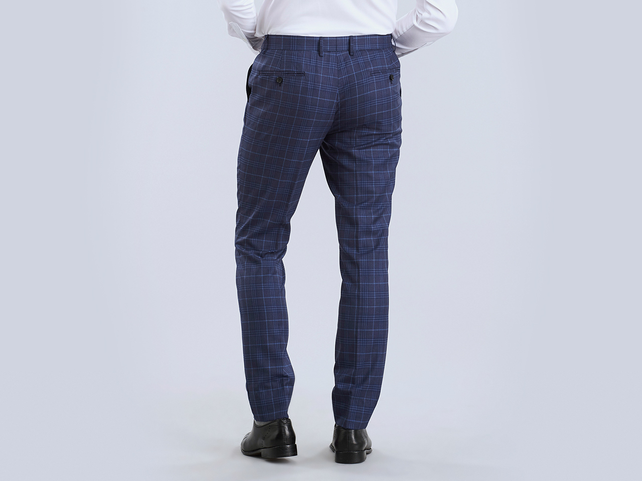 The Intrepid Plaid Three Piece Suit - Image 9